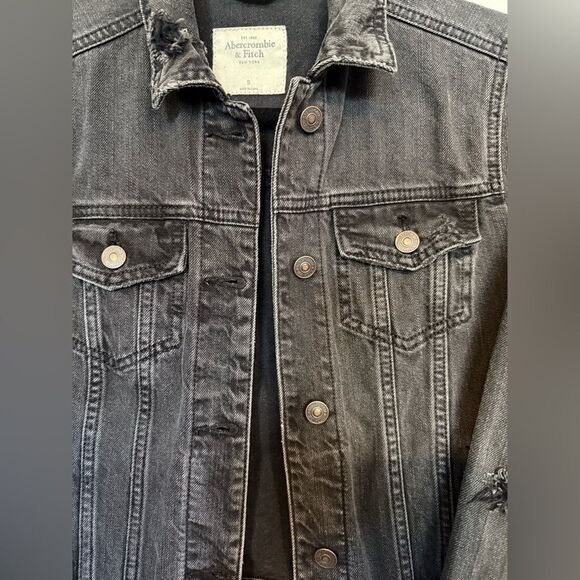 Abercrombie & Fitch Distressed Heavyweight Denim Jean Jacket Women's Size Small - Picture 6 of 9